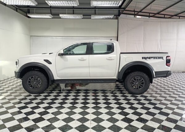2024 FORD RAPTOR 4WD AT 2000cc - Image 10