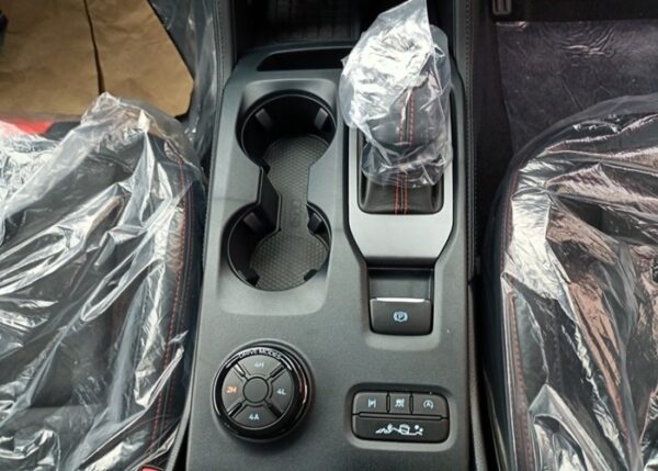 2024 FORD RAPTOR 4WD AT 2000cc - Image 5